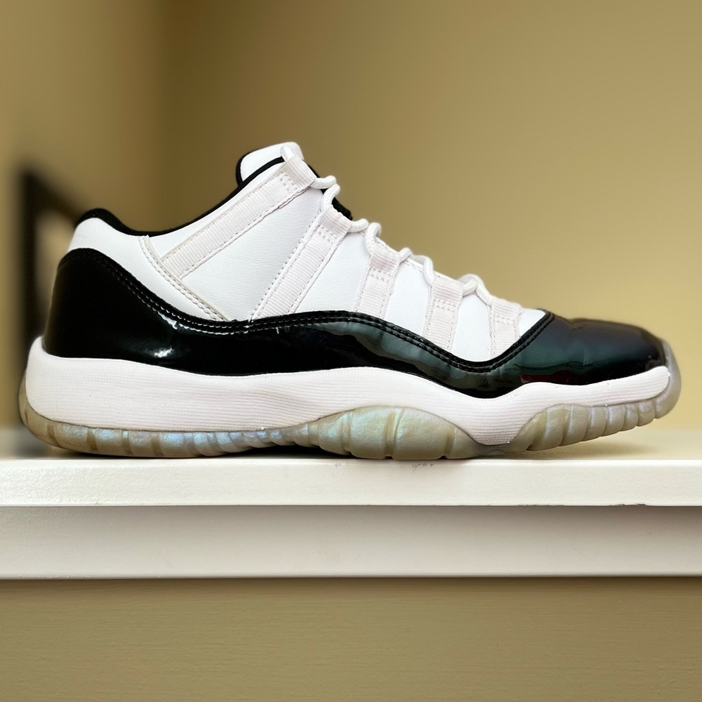 Jordan 11 Retro Low, 6Y, Iridescent (GS)